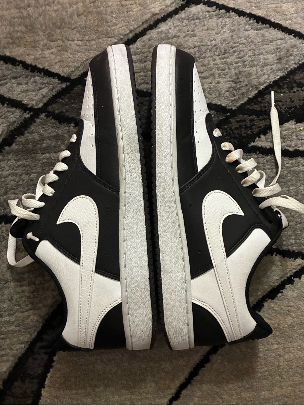 Nike Court Vision Low-Top Men's Sneakers Black & white